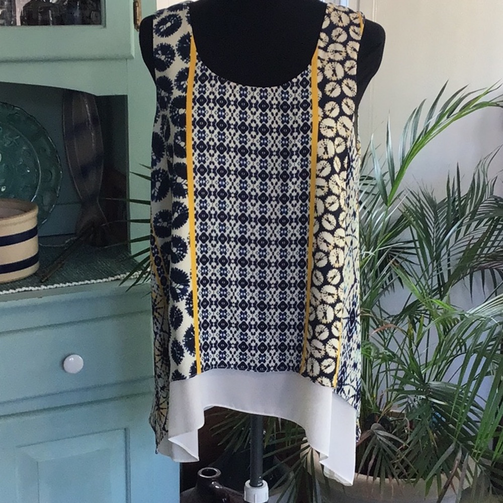 Karen Kane Top